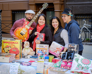 Guitar, Deadpool doll.
